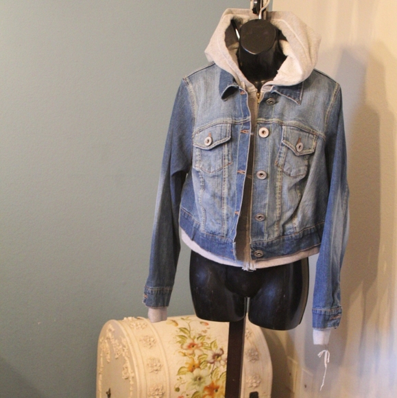 Jean jacket - Picture 2 of 2